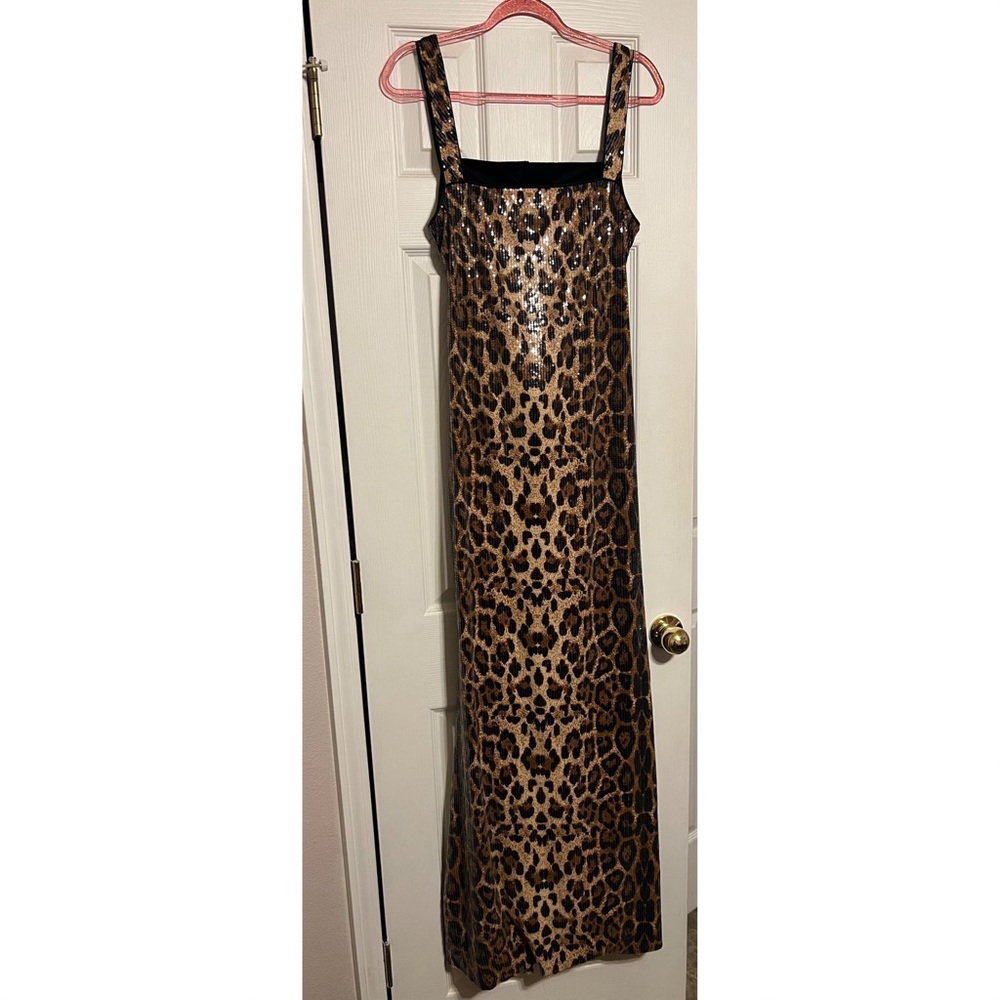 Elegant Leopard Print Dress